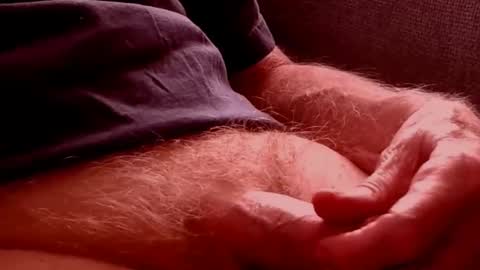 Snapshot of dad_next_door chatting on 01/28/25, 11:28 Richard online show from 01/28/25, 11:28