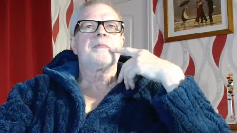 Brian ... online show from 02/03/25, 09:18