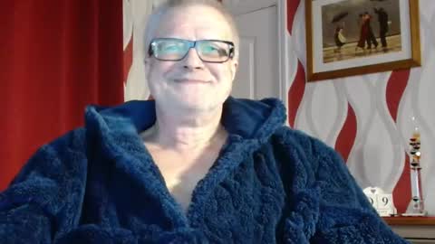 Brian ... online show from 02/09/25, 09:06