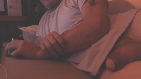 Snapshot of daddiesmonstercock chatting on 01/26/25, 12:54 daddiesmonstercock online show from 01/26/25, 12:54