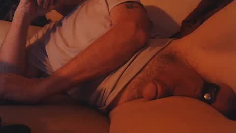Snapshot of daddiesmonstercock chatting on 01/29/25, 11:20 daddiesmonstercock online show from 01/29/25, 11:20