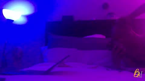 Snapshot of daddimaverick chatting on 11/12/25, 08:37 Daddi Maverick online show from 11/12/25, 08:37