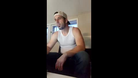 Snapshot of daddo1477 chatting on 01/05/26, 10:02 daddo1477 online show from 01/05/26, 10:02