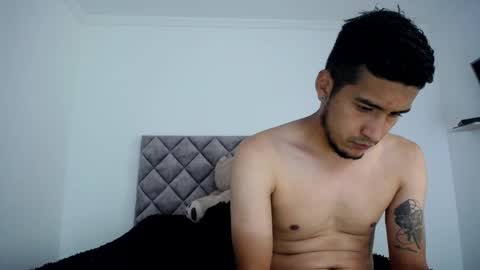 Snapshot of daddy_baby_horny chatting on 02/11/25, 10:07 Antonella online show from 02/11/25, 10:07