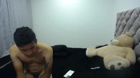 Snapshot of daddy_baby_horny chatting on 03/11/25, 02:10 Antonella online show from 03/11/25, 02:10