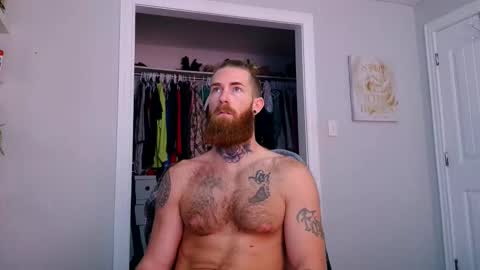 Snapshot of daddyafterdark1 chatting on 05/19/26, 01:06 daddyafterdark1 online show from 05/19/26, 01:06