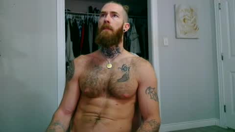Snapshot of daddyafterdark1 chatting on 06/24/26, 01:32 daddyafterdark1 online show from 06/24/26, 01:32