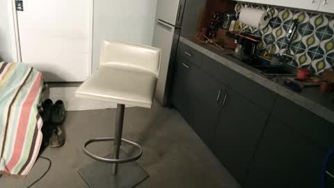 Snapshot of daddycache chatting on 10/26/25, 03:23 bas online show from 10/26/25, 03:23