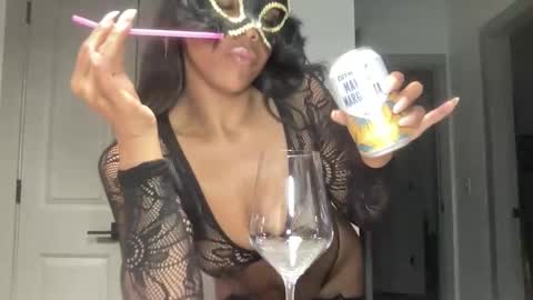 Snapshot of daddyfavoritegirl_ chatting on 12/15/25, 11:31 daddyfavoritegirl_ online show from 12/15/25, 11:31