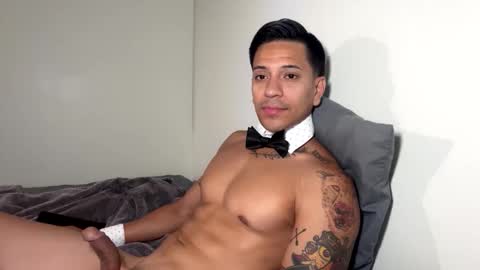 Snapshot of daddyfit95 chatting on 06/04/26, 04:51 daddyfit95 online show from 06/04/26, 04:51