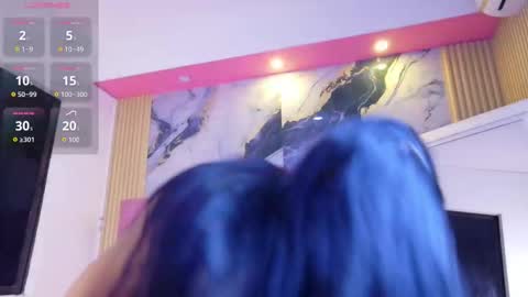 Snapshot of daddyissuesss_ chatting on 12/03/25, 07:45 JAZMIN online show from 12/03/25, 07:45