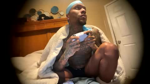 sexy tatted king bbc online show from 03/18/26, 06:16