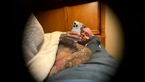 sexy tatted king bbc online show from 05/05/26, 07:38