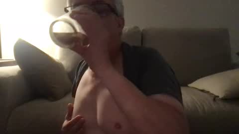 daddymike92883_1 online show from 03/08/25, 11:27