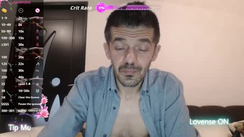 Snapshot of daddynextdoor86 chatting on 11/27/25, 06:04 daddynextdoor86 online show from 11/27/25, 06:04