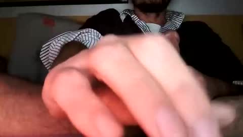 Snapshot of daddypunk chatting on 10/23/25, 01:32 daddypunk online show from 10/23/25, 01:32