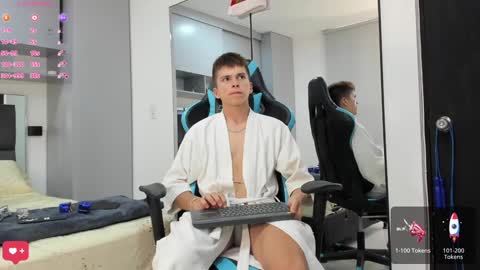 Snapshot of daddyrich4u chatting on 12/03/24, 09:23 daddyrich4u online show from 12/03/24, 09:23