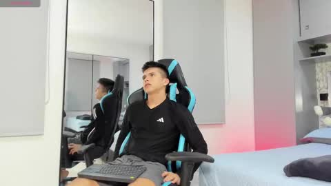 Snapshot of daddyrich4u chatting on 09/10/25, 11:49 daddyrich4u online show from 09/10/25, 11:49