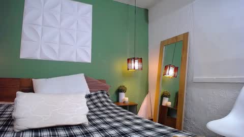 Valen online show from 12/05/24, 05:50