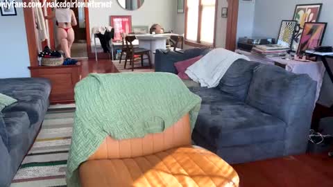 Snapshot of daddysfav_xx chatting on 03/12/25, 07:49 princess online show from 03/12/25, 07:49