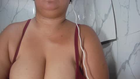 Snapshot of daddysfuckdoll chatting on 12/14/24, 11:45 daddysfuckdoll online show from 12/14/24, 11:45