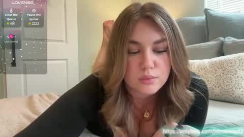 Snapshot of daddyslittlegirl12 chatting on 09/23/25, 05:49 Jaime online show from 09/23/25, 05:49