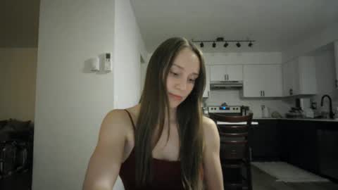 Snapshot of daddysssgoodgirl chatting on 09/27/25, 06:07 daddys good girl online show from 09/27/25, 06:07