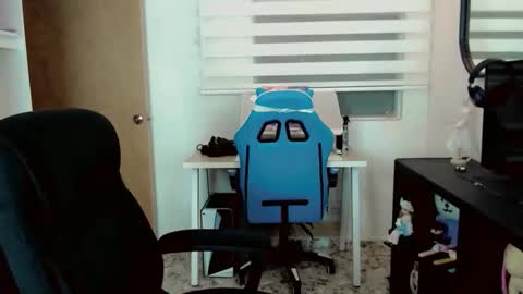 dae_lune online show from 02/08/26, 04:27