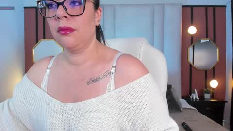 Dafne online show from 01/18/25, 11:43