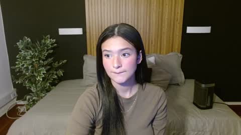 Snapshot of dafne_bss chatting on 01/23/25, 05:35 dafne_bss online show from 01/23/25, 05:35