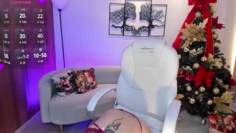 Snapshot of dafne_hills chatting on 12/03/25, 07:45 Dafne online show from 12/03/25, 07:45