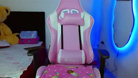 Snapshot of dafne_hot77 chatting on 03/11/25, 06:41 dafne_hot77 online show from 03/11/25, 06:41