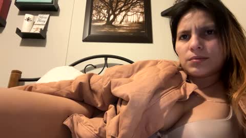 Snapshot of dafnecloutier chatting on 01/31/25, 09:48 Dafne 27 Cory-24 online show from 01/31/25, 09:48