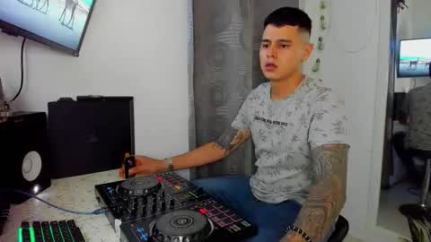my name is Jhon and I live in colombia online show from 05/28/26, 03:48