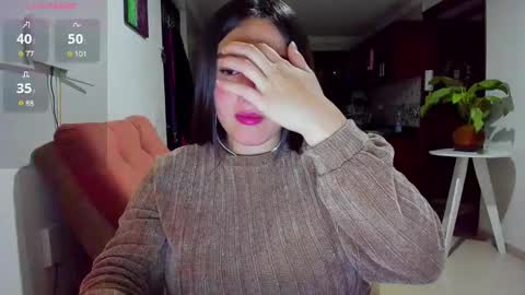 Snapshot of dahi_anne chatting on 01/17/25, 04:06 Call me D online show from 01/17/25, 04:06