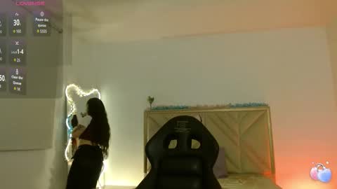 dahia  online show from 09/24/25, 03:32