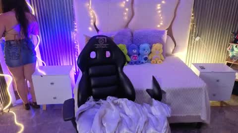 dahia  online show from 04/05/26, 03:36