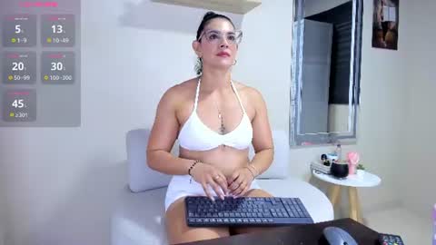 Dahian  online show from 07/21/26, 12:29