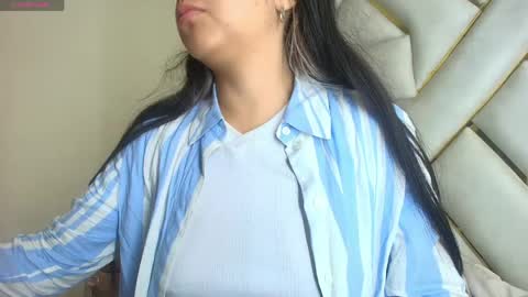 Dahiana  online show from 04/04/26, 11:51