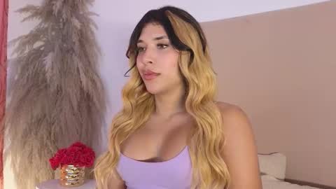 Snapshot of dahiana_prenss chatting on 10/29/25, 07:26 Dahiana online show from 10/29/25, 07:26