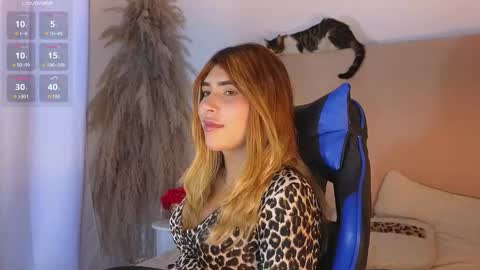 Snapshot of dahiana_prenss chatting on 11/25/25, 09:26 Dahiana online show from 11/25/25, 09:26