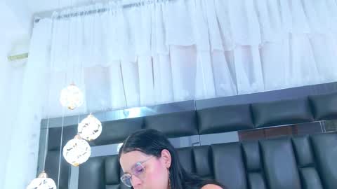 Dahiana online show from 10/01/25, 11:27