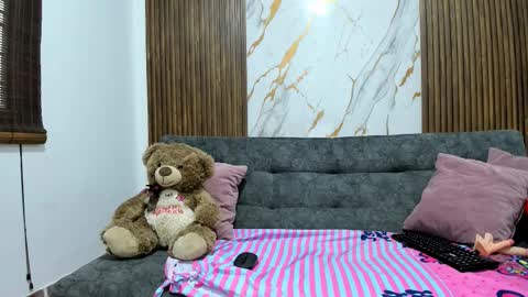 dahianaroa online show from 02/25/26, 12:59