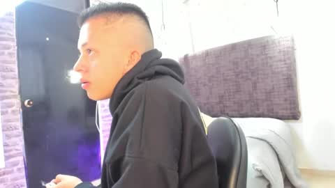 Snapshot of dahiatsu_coral chatting on 03/12/25, 12:15 dahiatsu_coral online show from 03/12/25, 12:15