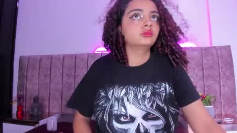 Snapshot of dahlia_rossee chatting on 06/14/26, 02:24 dahlia_rossee online show from 06/14/26, 02:24