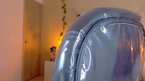 Dahlia online show from 02/18/26, 07:26