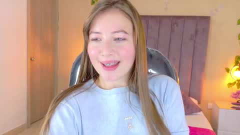 Dahlia online show from 03/03/26, 09:37