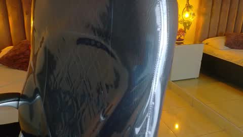 Dahlia online show from 03/13/26, 01:12