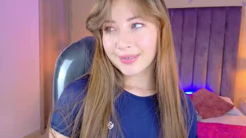 Dahlia online show from 03/22/26, 04:49