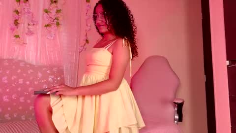 Dahli online show from 04/03/26, 03:37